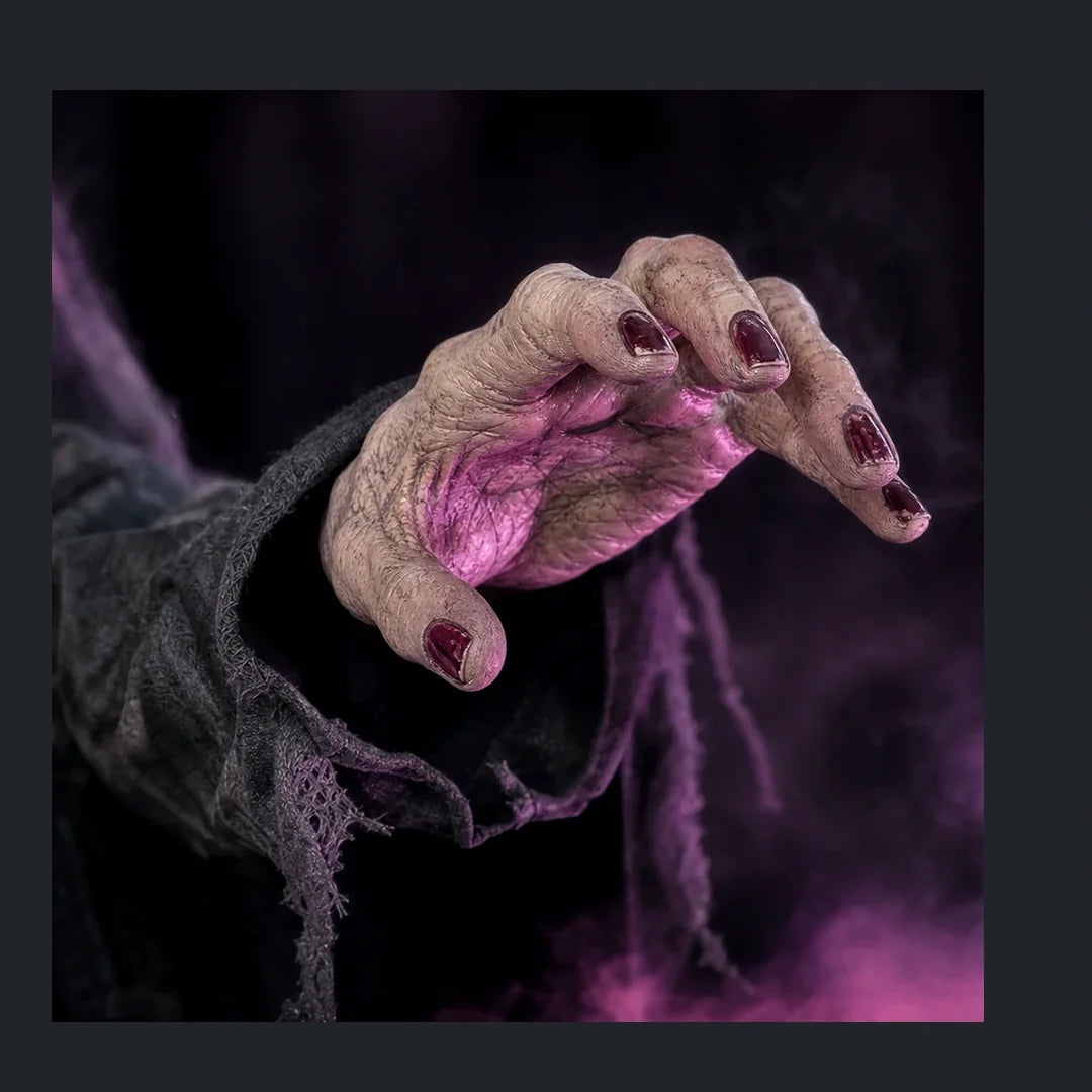 Hemlockfield Witch Animatronic, photo 9
